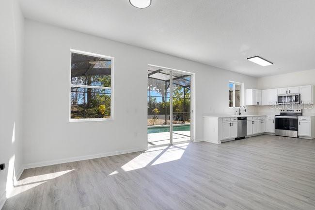 Image 3 of 41 For 227 Sand Ridge Drive