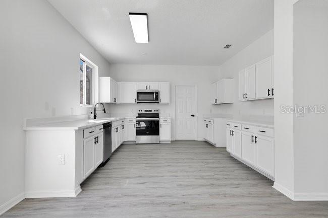 Image 5 of 41 For 227 Sand Ridge Drive