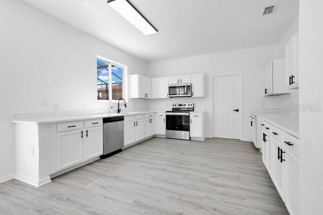 Image 6 of 41 For 227 Sand Ridge Drive