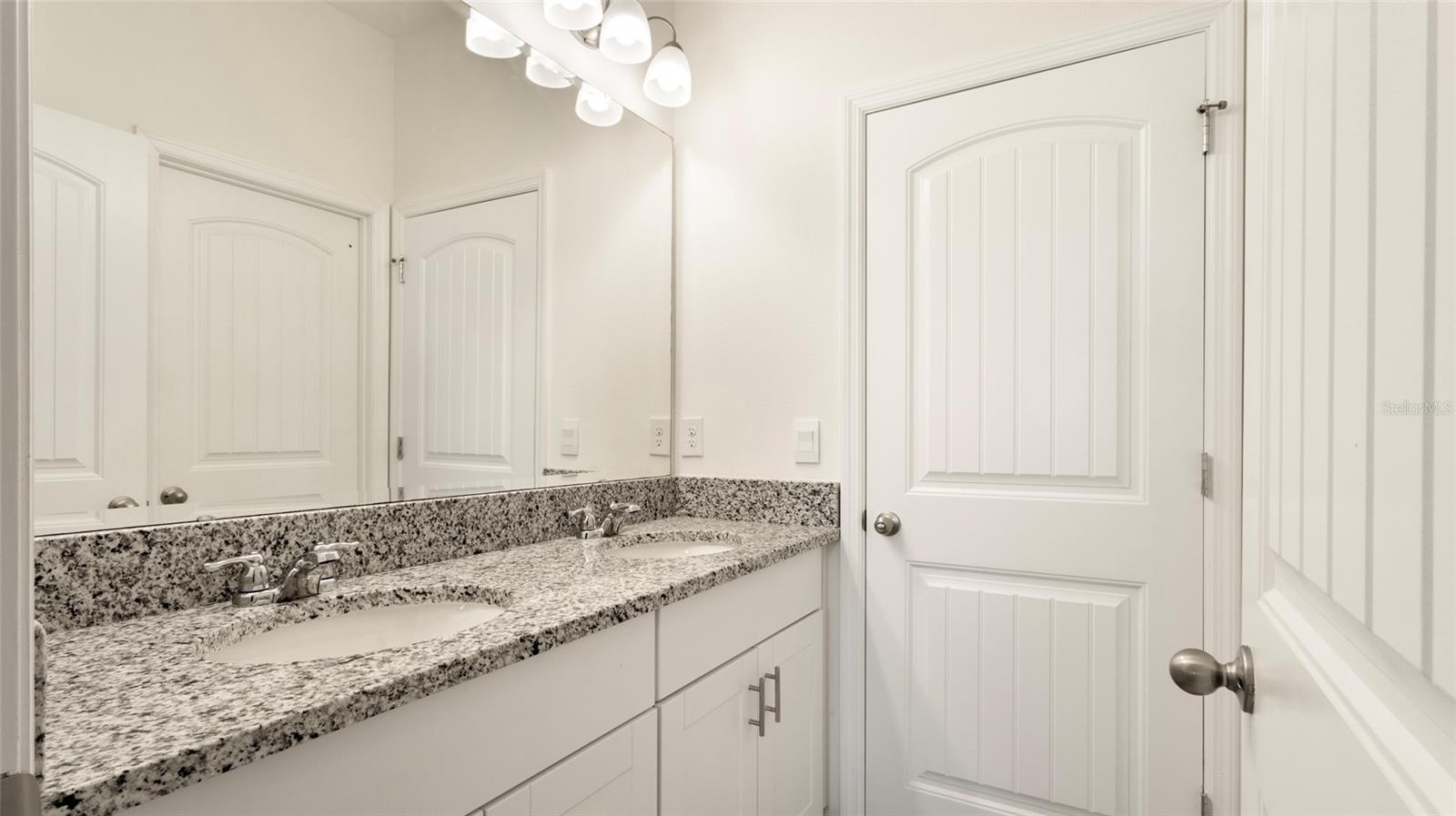 Image 10 of 24 For 1644 Barberry Drive