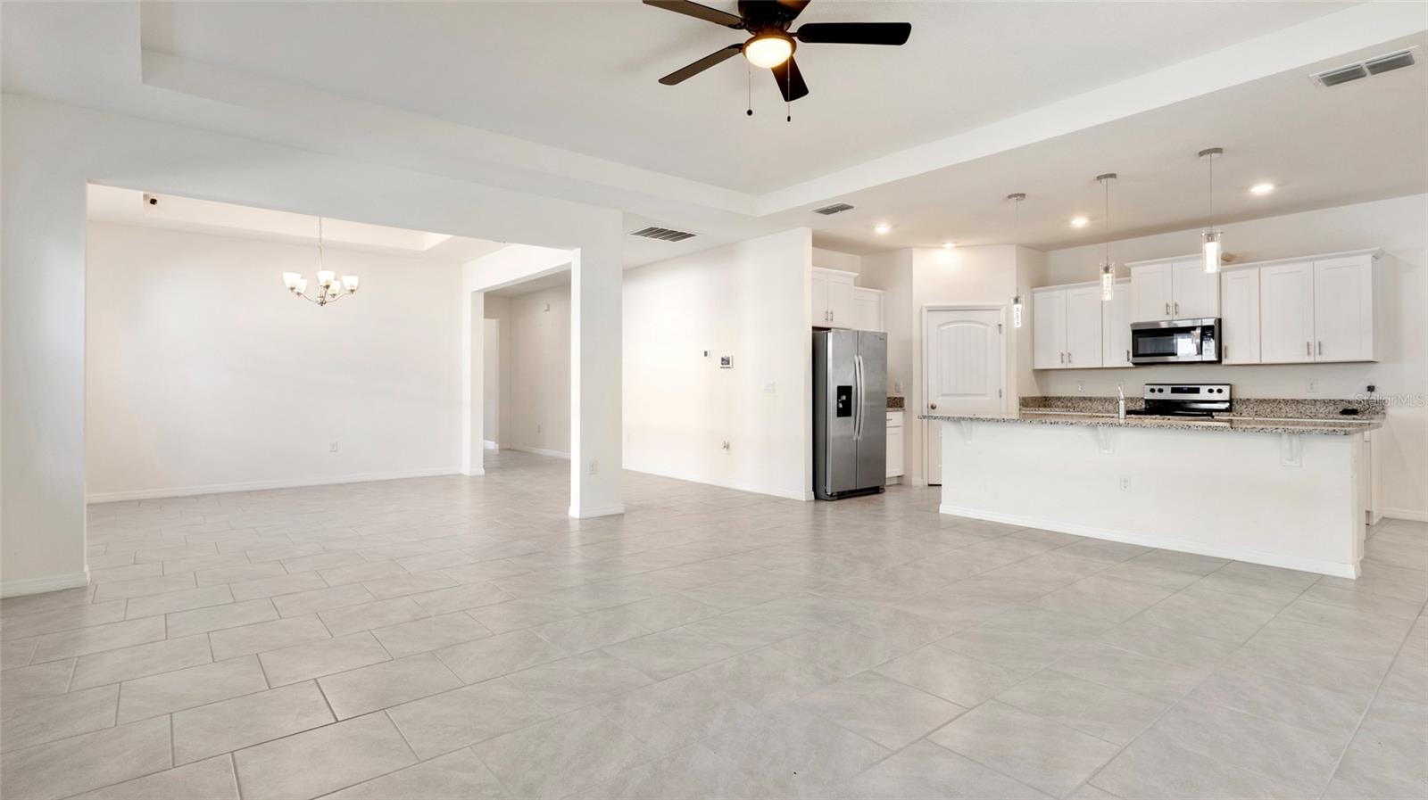 Image 4 of 24 For 1644 Barberry Drive