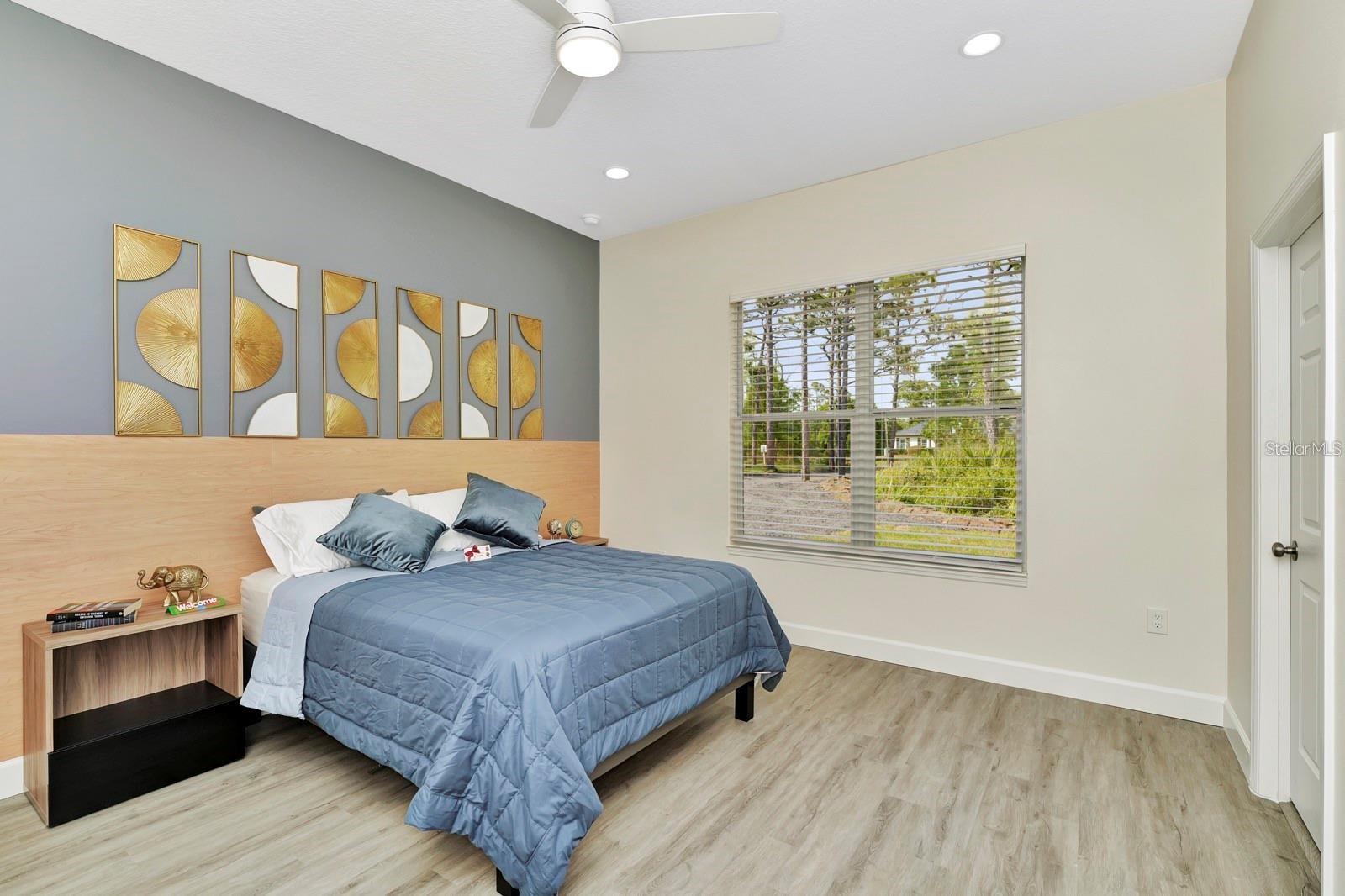 Image 42 of 51 For 19182 Seaview Street