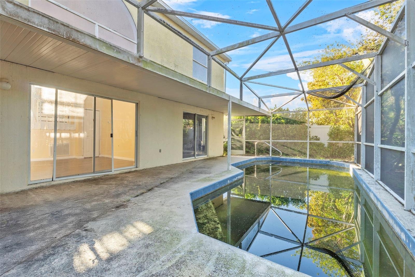 Image 21 of 29 For 638 Kangaroo Drive