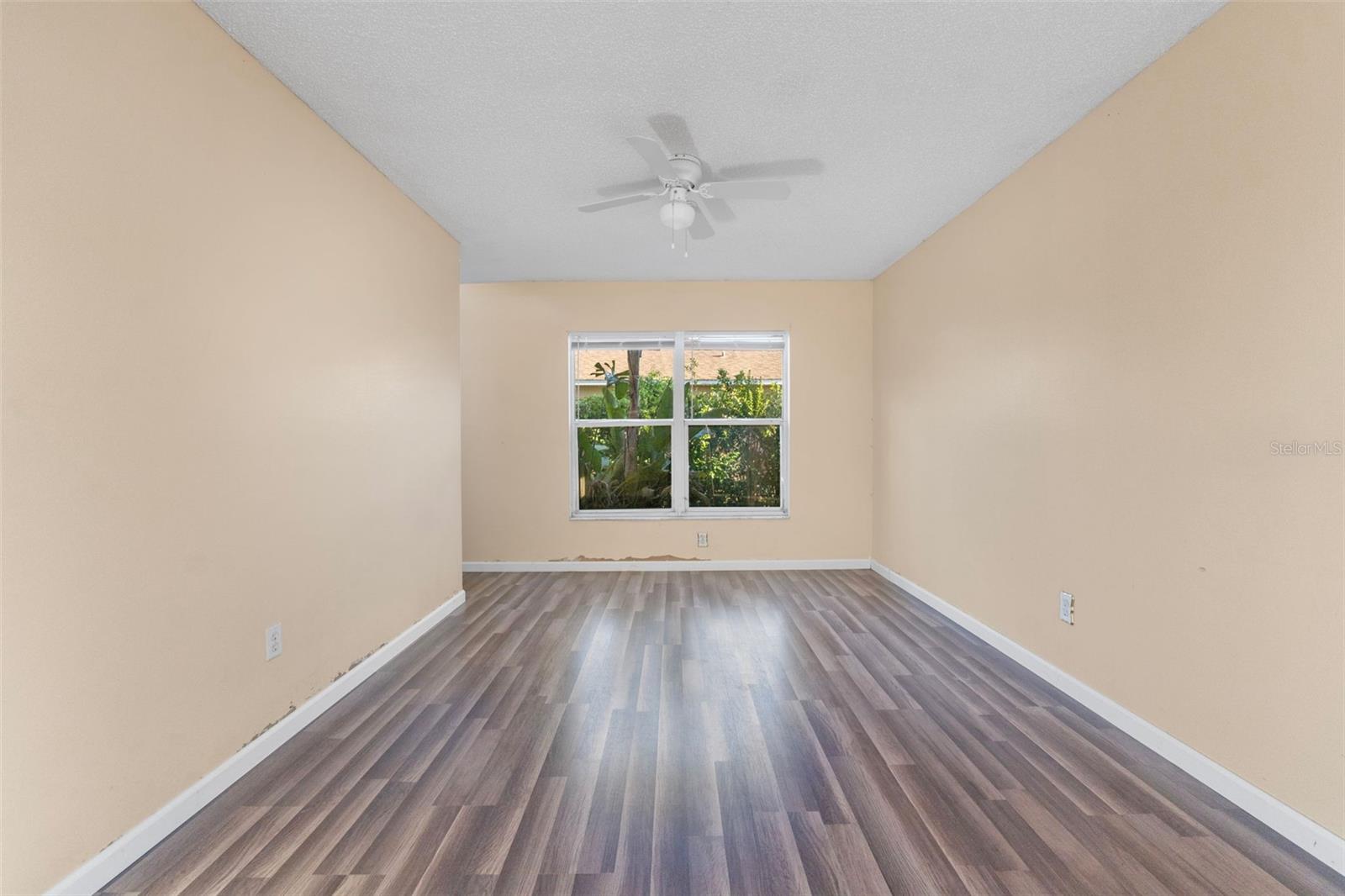 Image 9 of 29 For 638 Kangaroo Drive