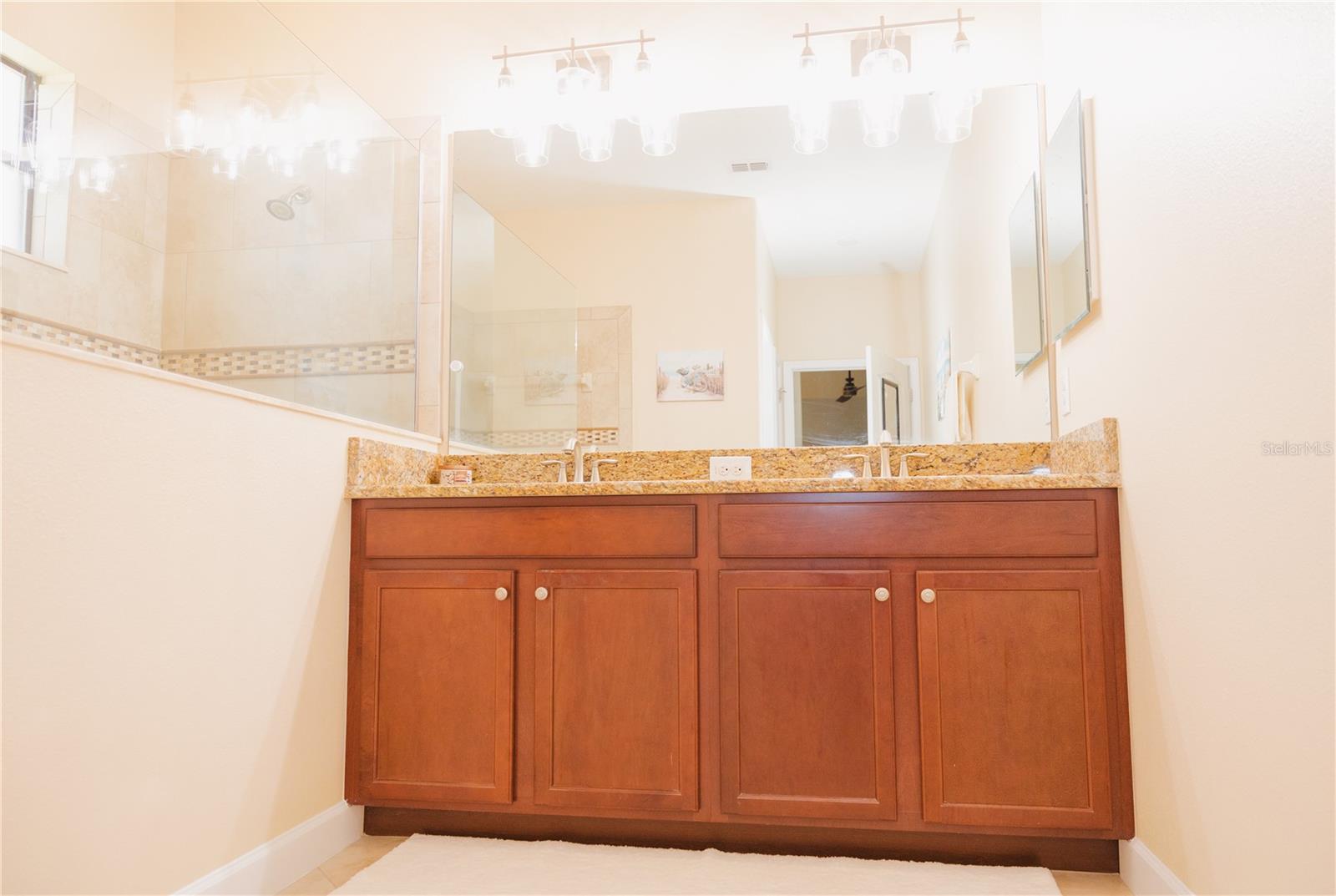Image 21 of 40 For 1302 Moss Creek Lane