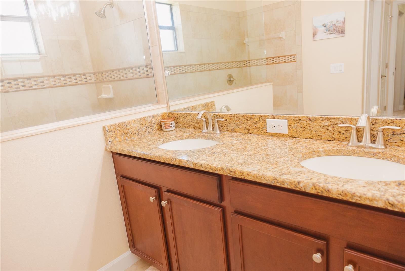 Image 22 of 40 For 1302 Moss Creek Lane