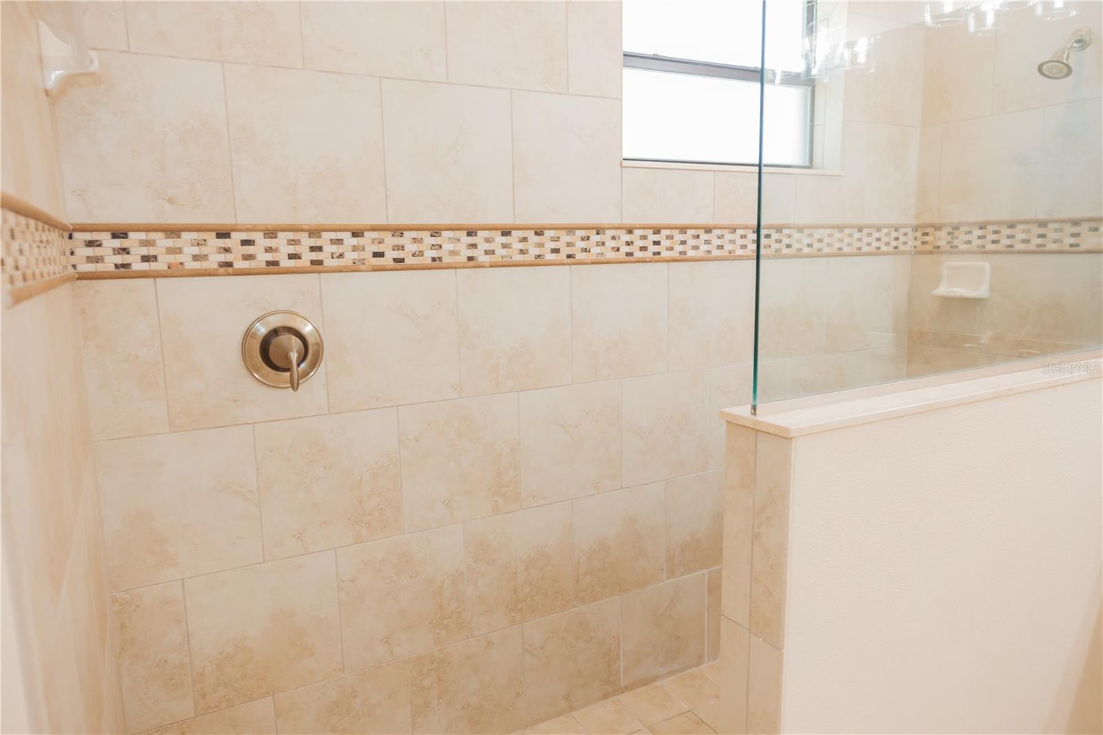 Image 24 of 40 For 1302 Moss Creek Lane