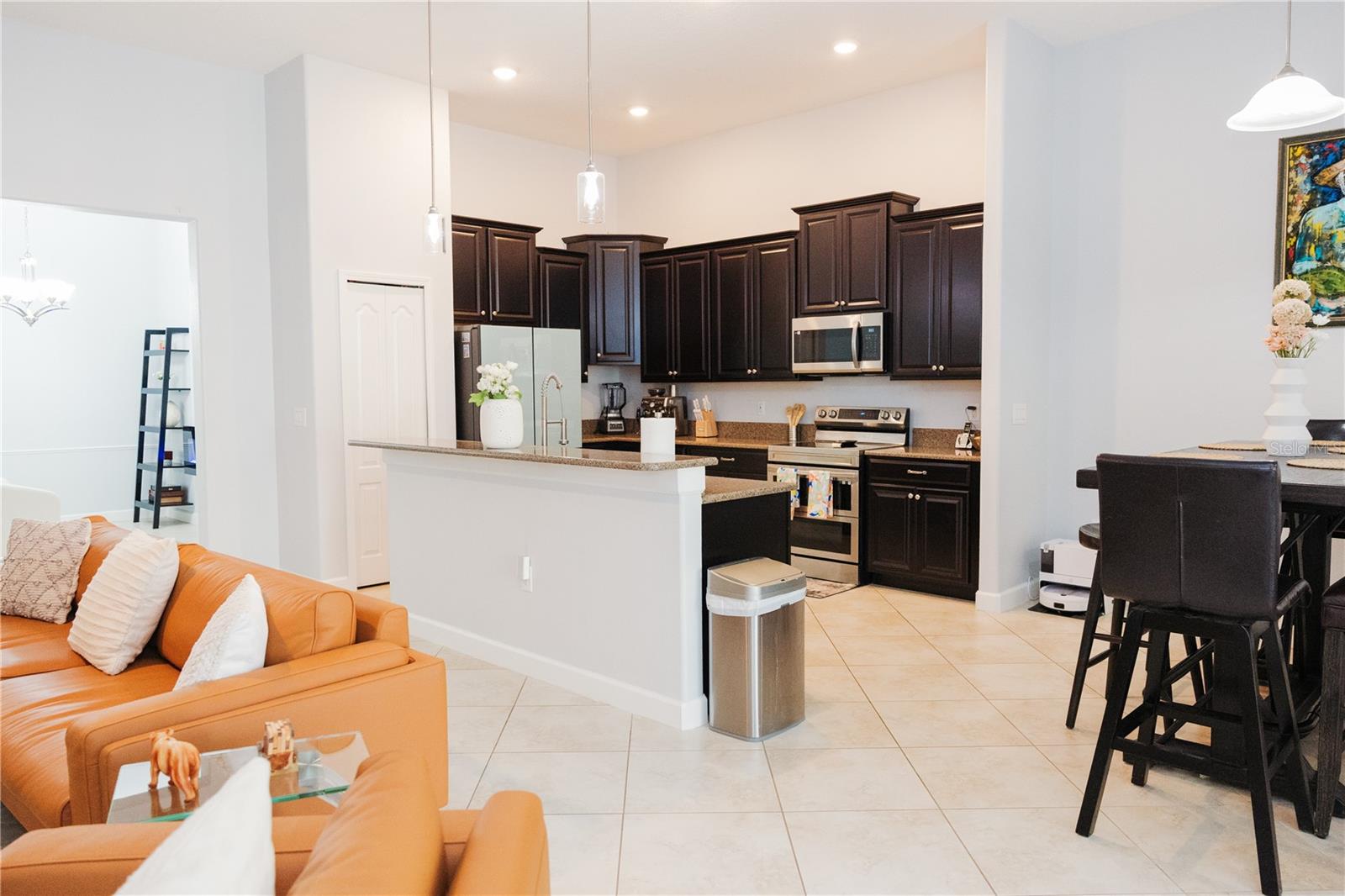 Image 6 of 40 For 1302 Moss Creek Lane
