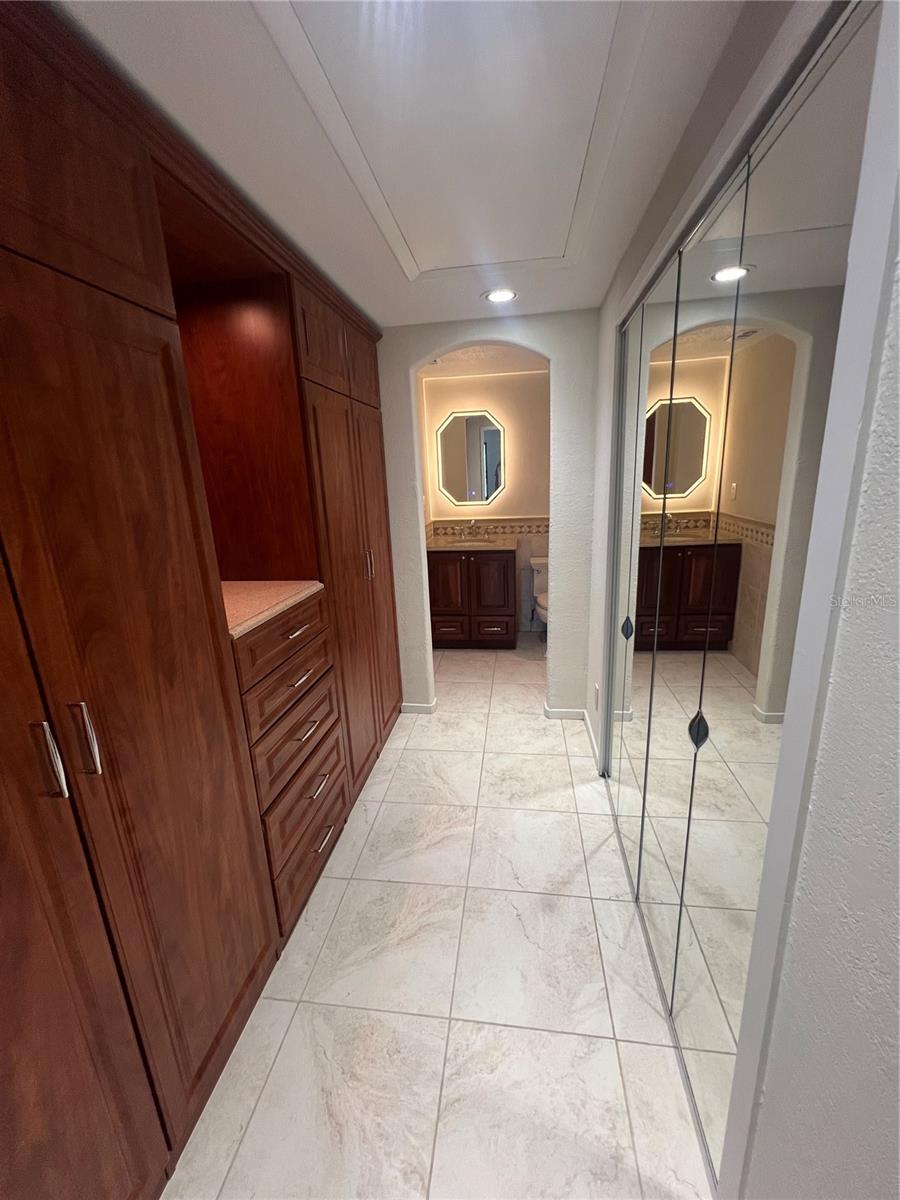 Image 18 of 21 For 664 Lake Villas Drive
