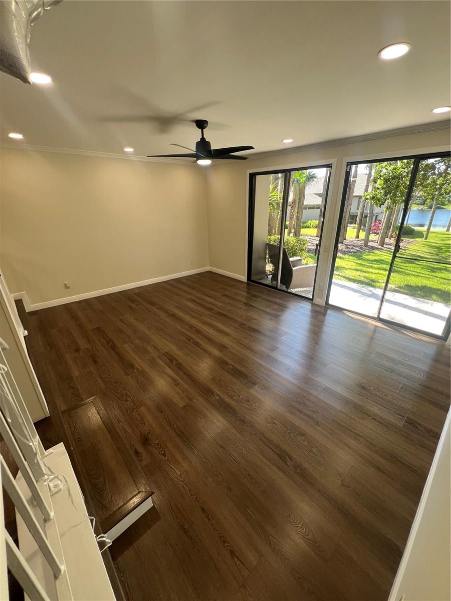 Image 6 of 21 For 664 Lake Villas Drive
