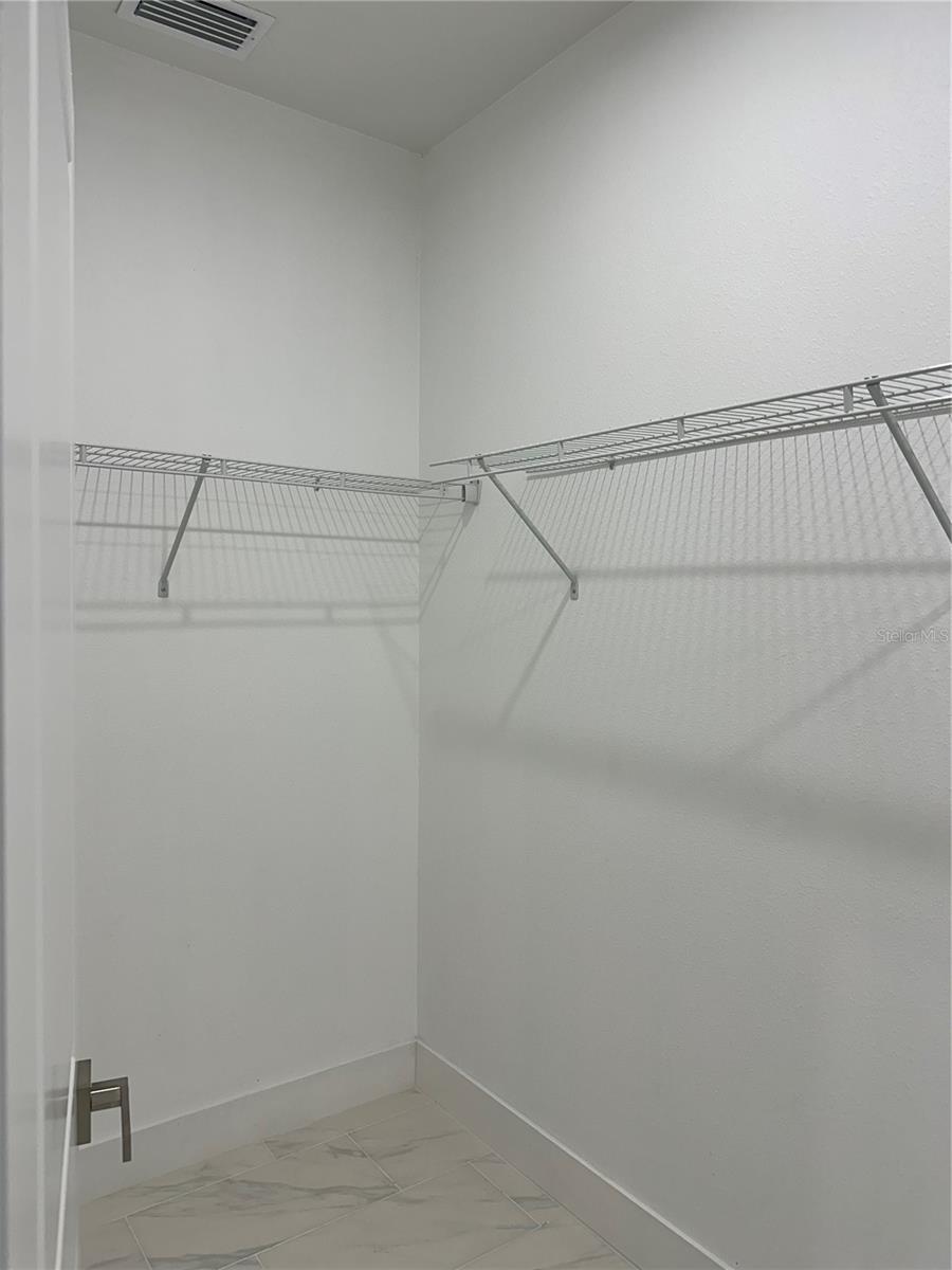 Image 11 of 17 For 3135 Lowry Boulevard Se