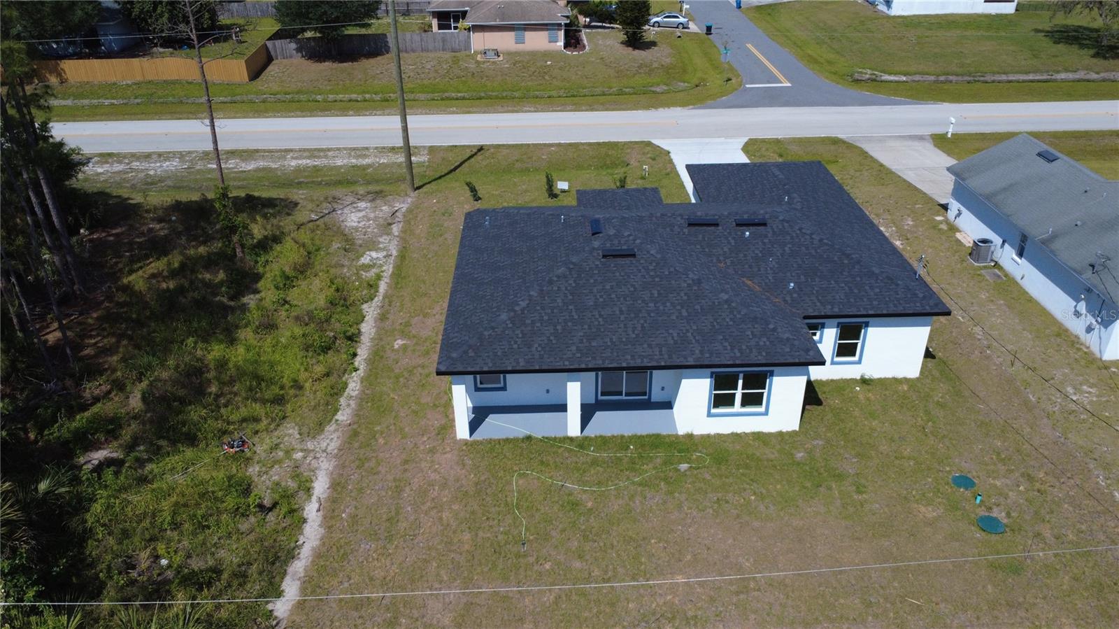 Image 3 of 17 For 3135 Lowry Boulevard Se