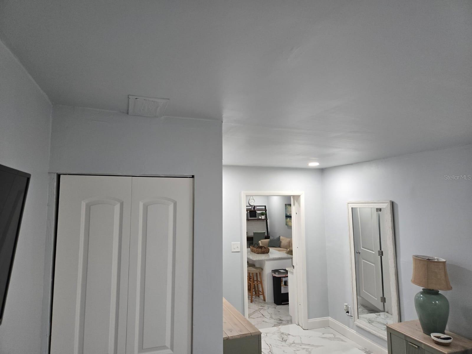 Image 12 of 20 For 1041 Santa Anita Street B