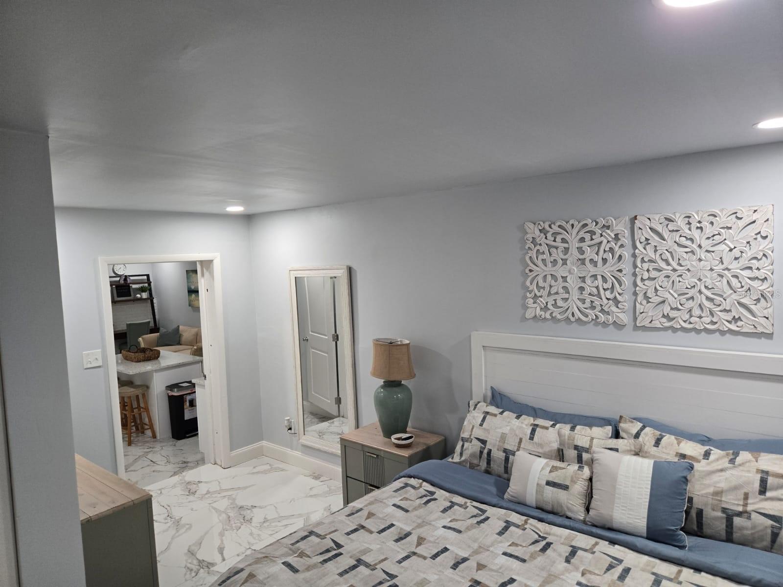 Image 13 of 20 For 1041 Santa Anita Street B