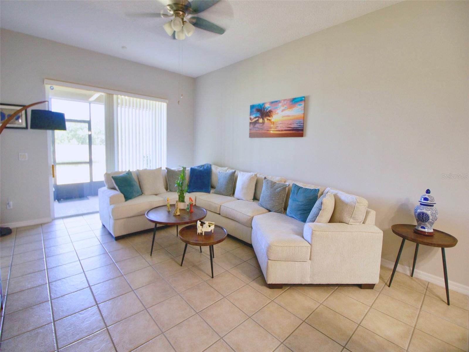 Image 11 of 30 For 9435 Myrtle Creek Lane 304
