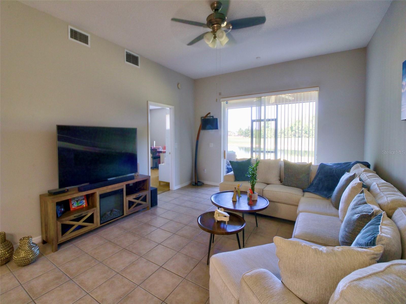 Image 13 of 30 For 9435 Myrtle Creek Lane 304