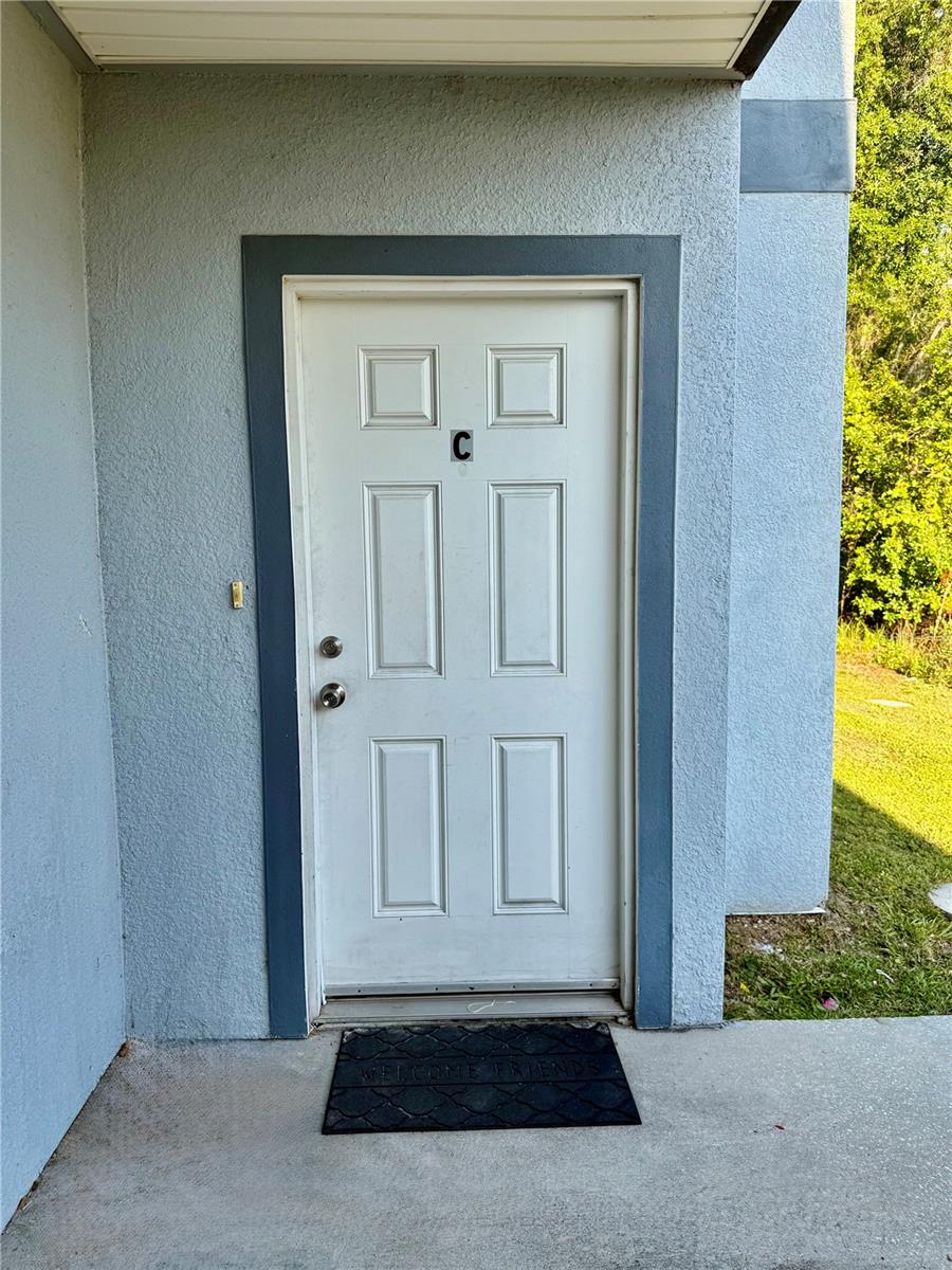 Image 3 of 18 For 284 Gardner Lane, Unit #c