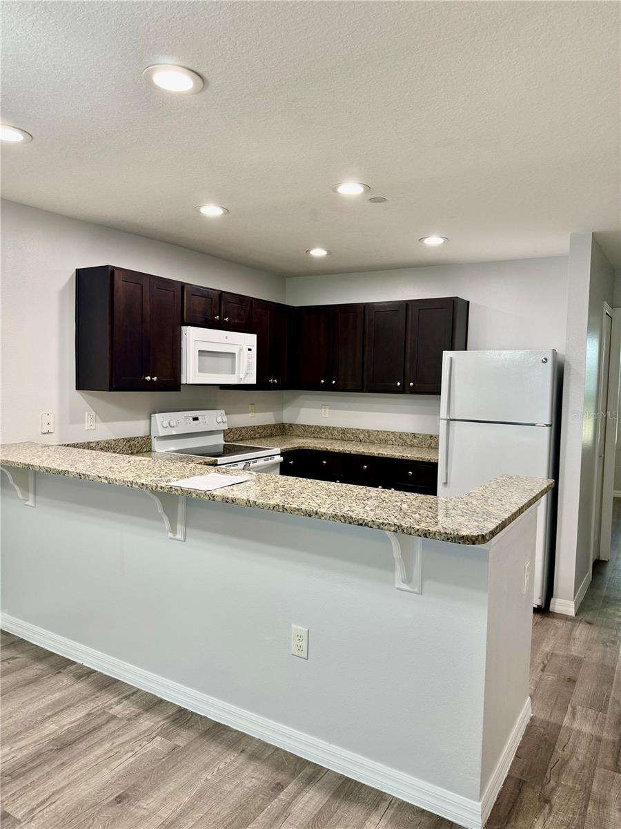 Image 7 of 18 For 284 Gardner Lane, Unit #c