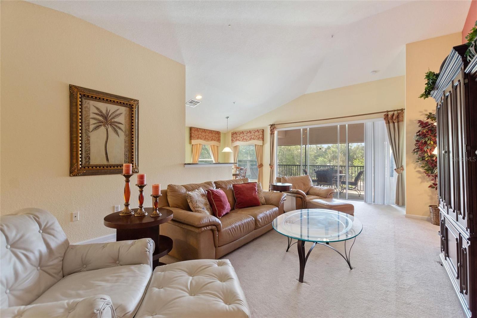 Image 14 of 55 For 8374 Quimby Circle 8374