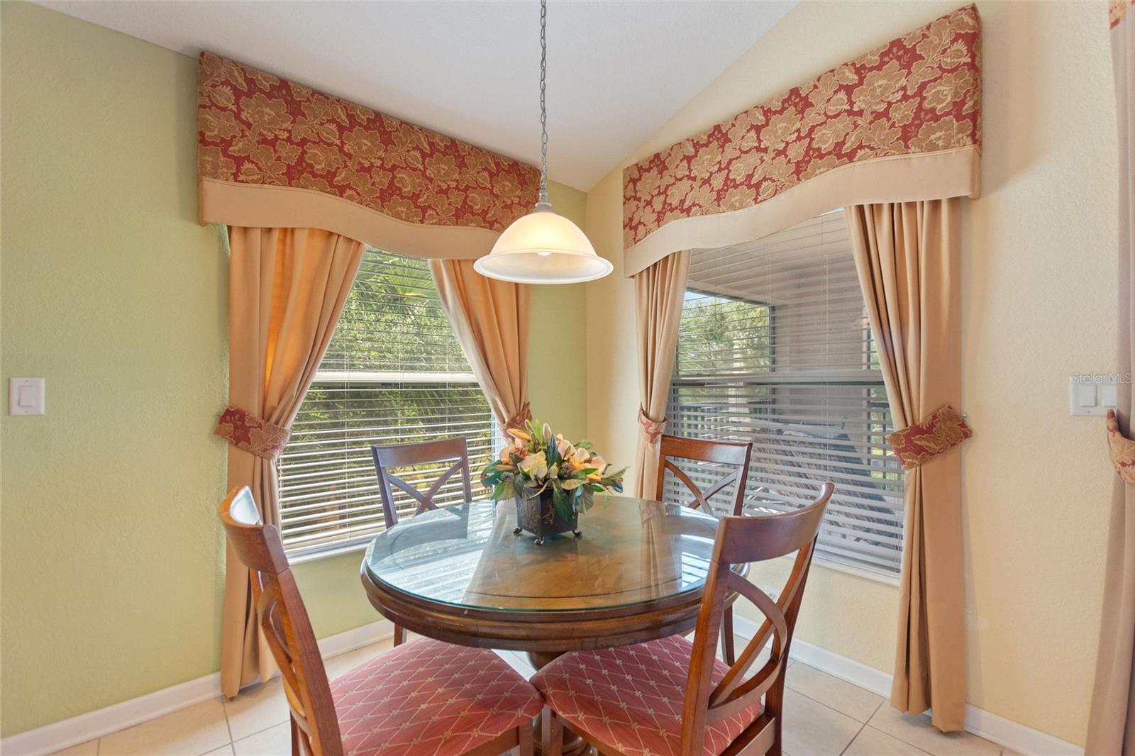 Image 16 of 55 For 8374 Quimby Circle 8374