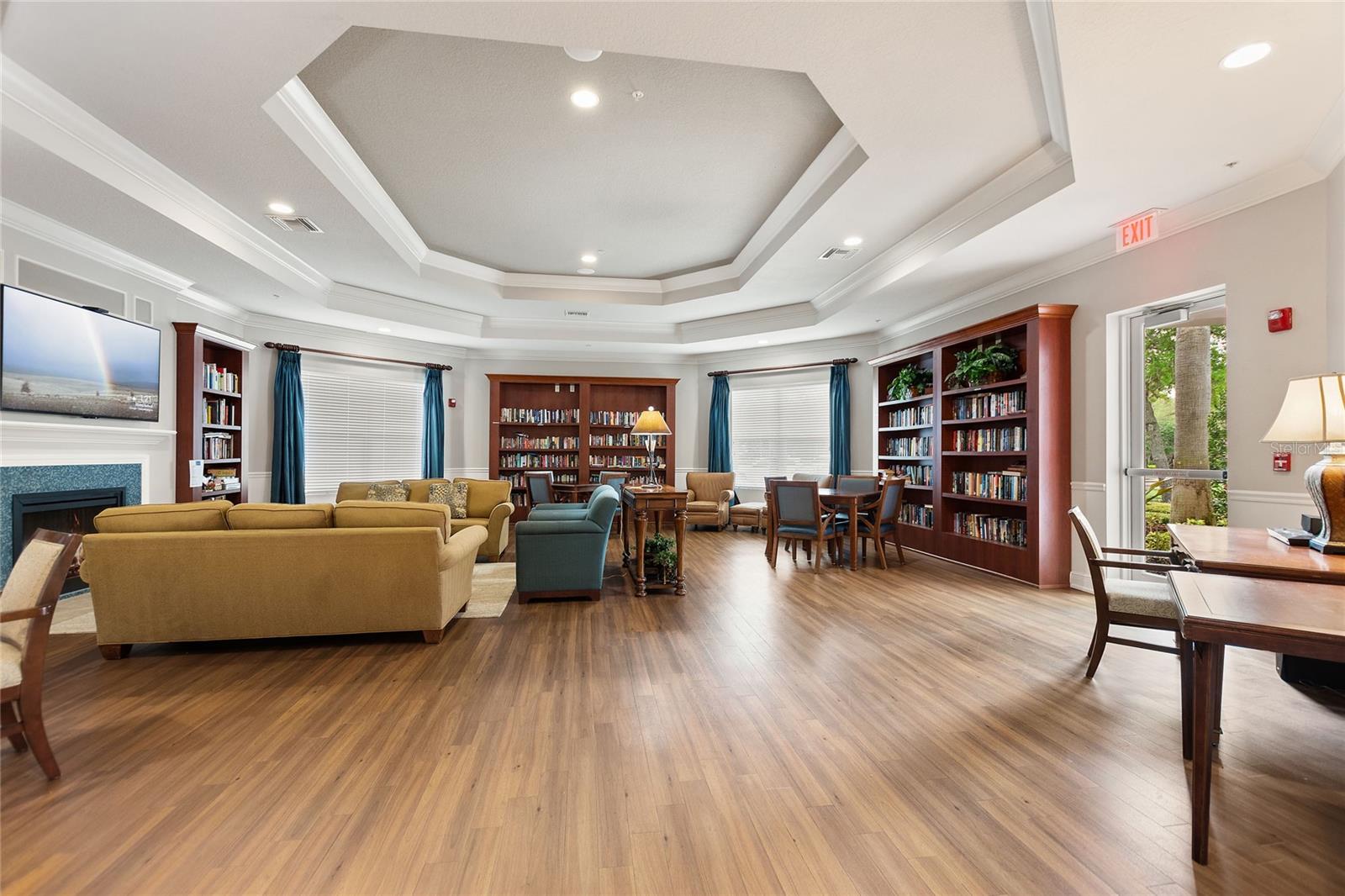 Image 40 of 55 For 8374 Quimby Circle 8374