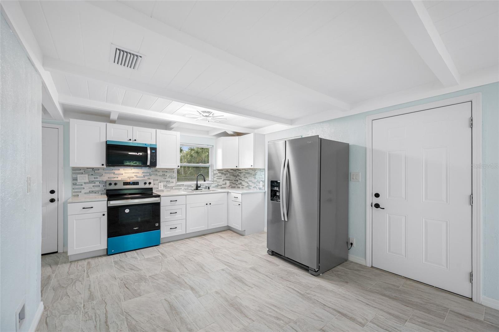 Image 5 of 29 For 3728 19th Street E
