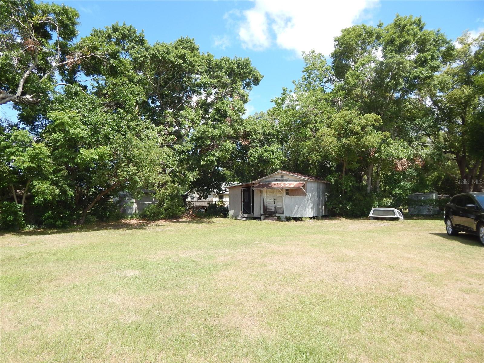 Image 19 of 19 For 900 Columbia Avenue