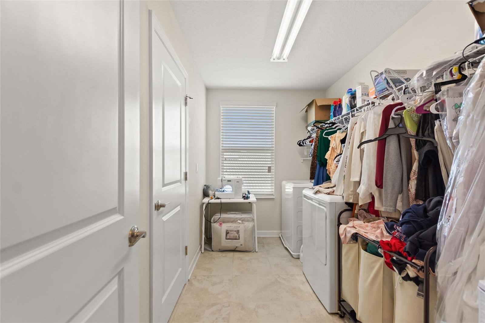 Image 18 of 76 For 1443 Bunker Dr