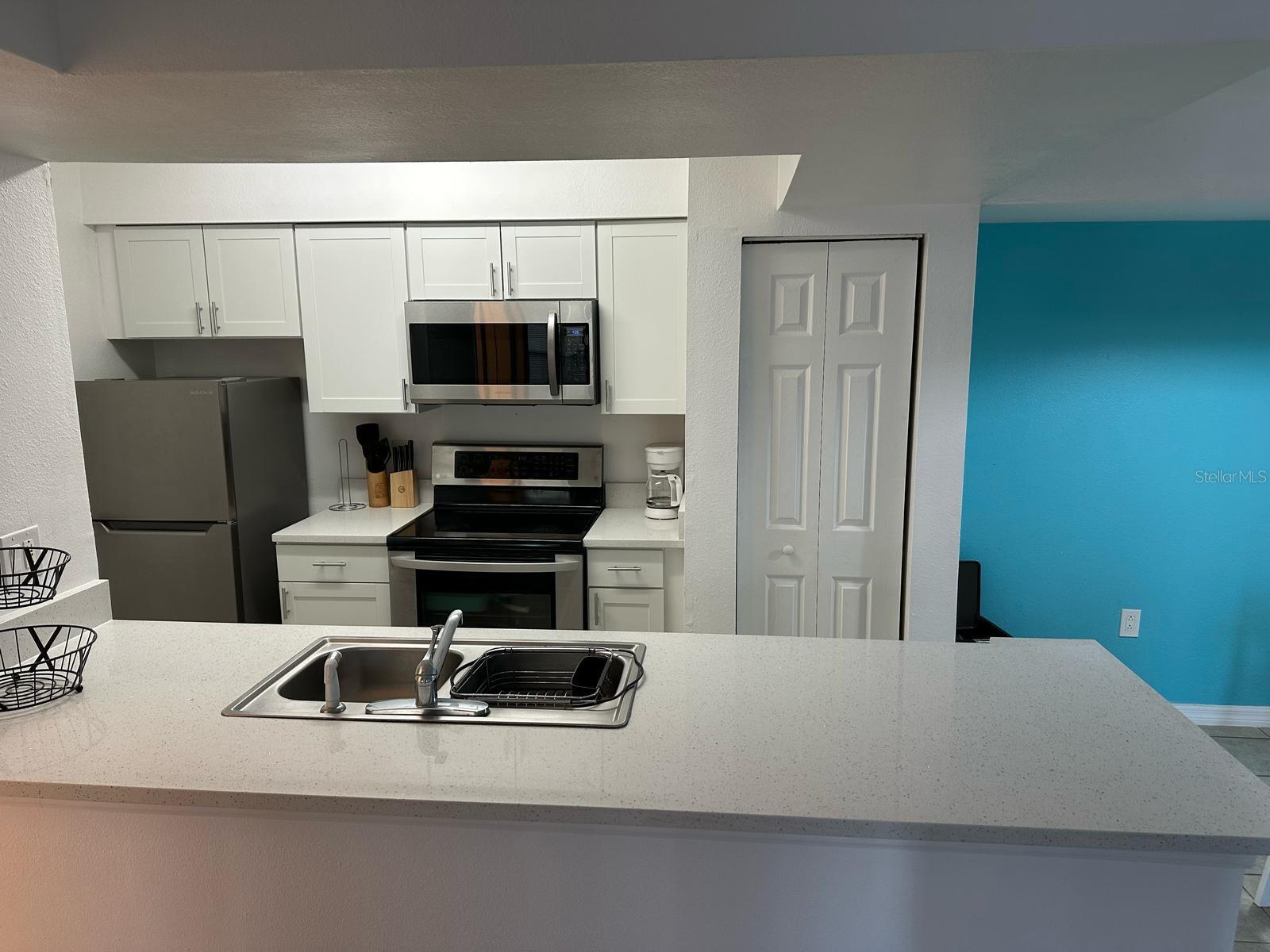 Image 6 of 18 For 3008 Parkway Boulevard 107