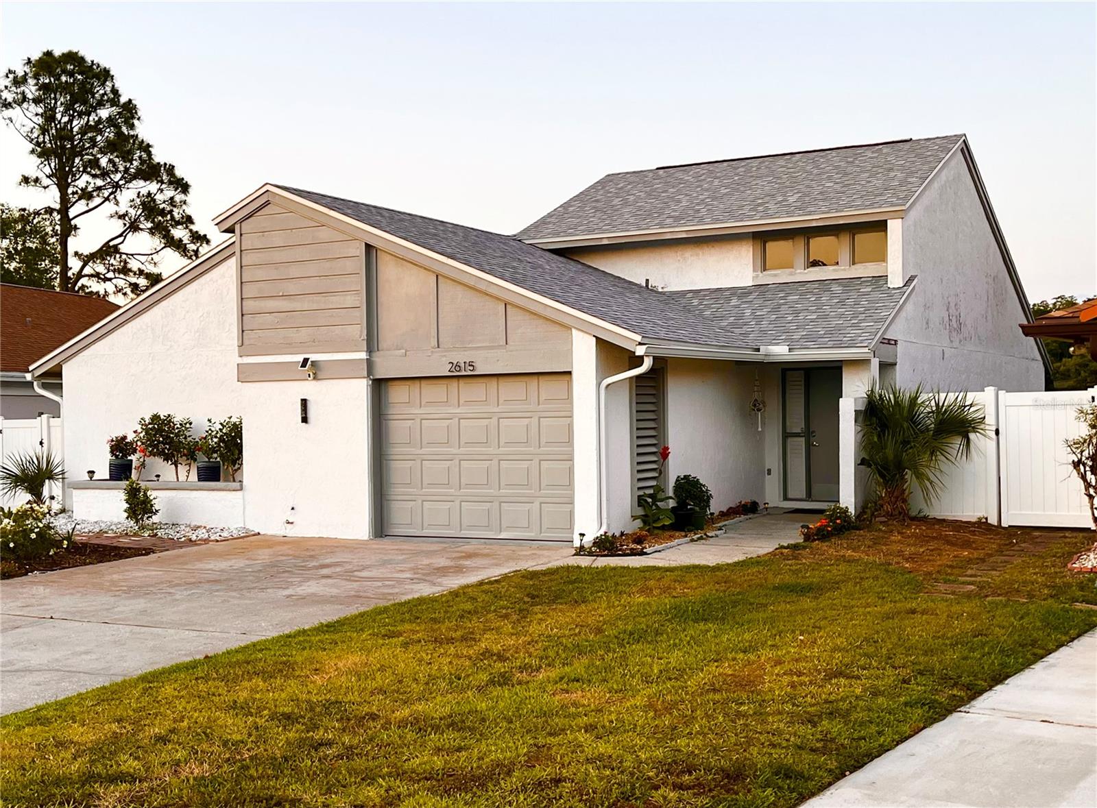 Image 3 of 56 For 2615 Autumn Green Drive