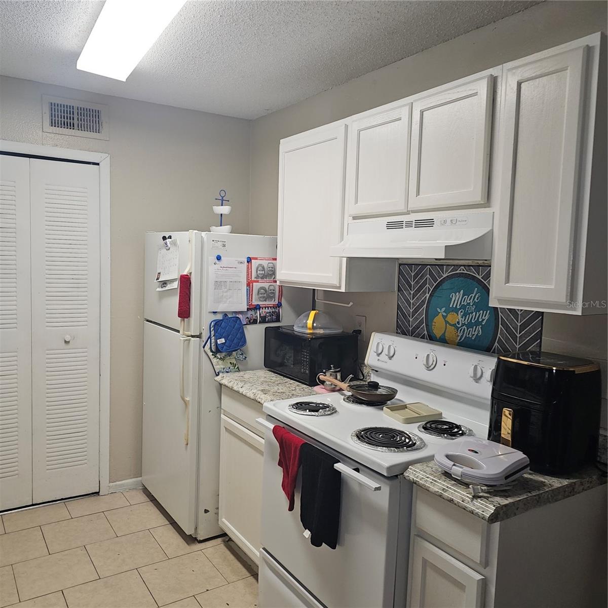 Image 11 of 19 For 2130 Cascades Boulevard 108