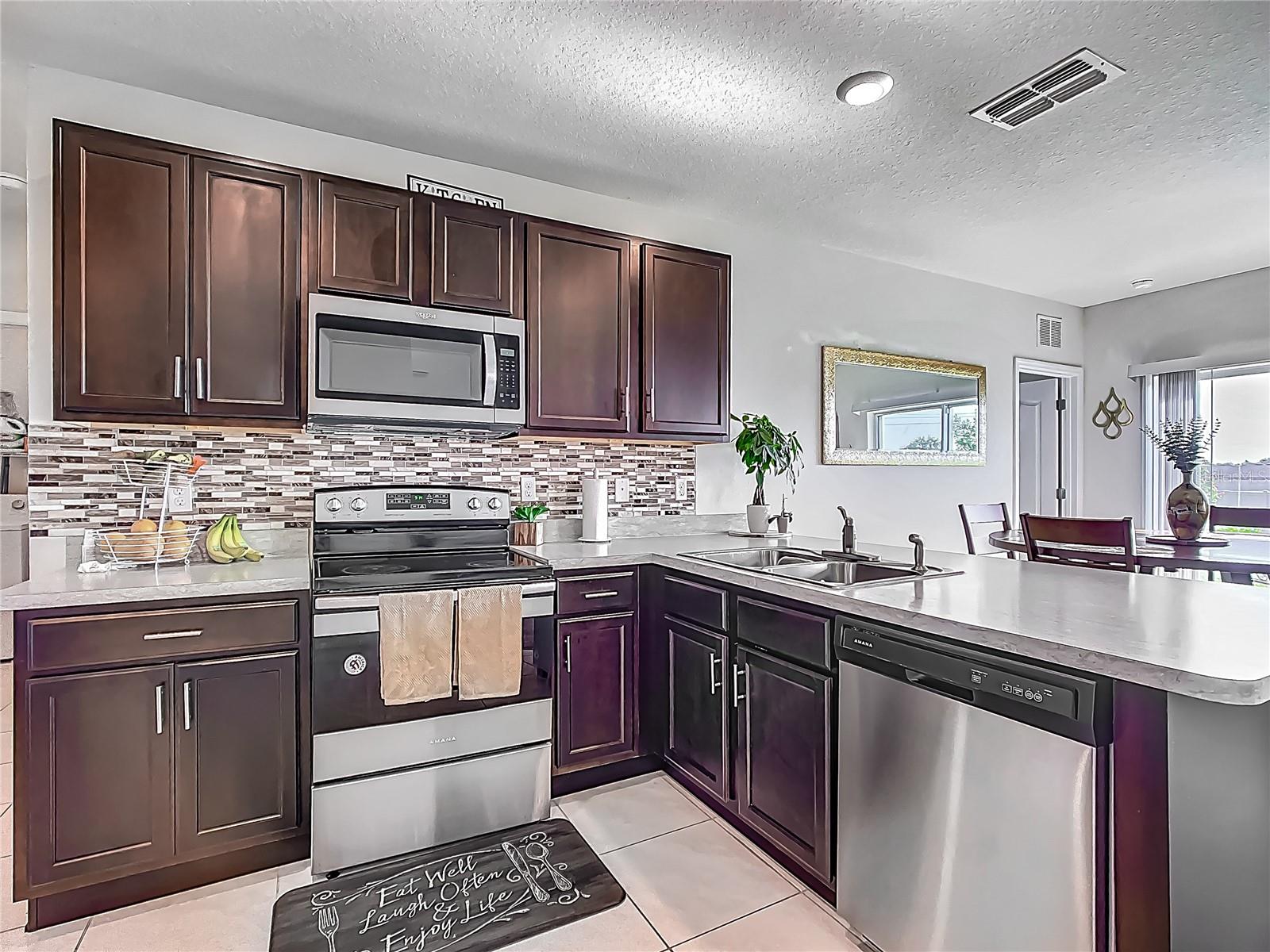 Image 11 of 33 For 452 Burnham Circle