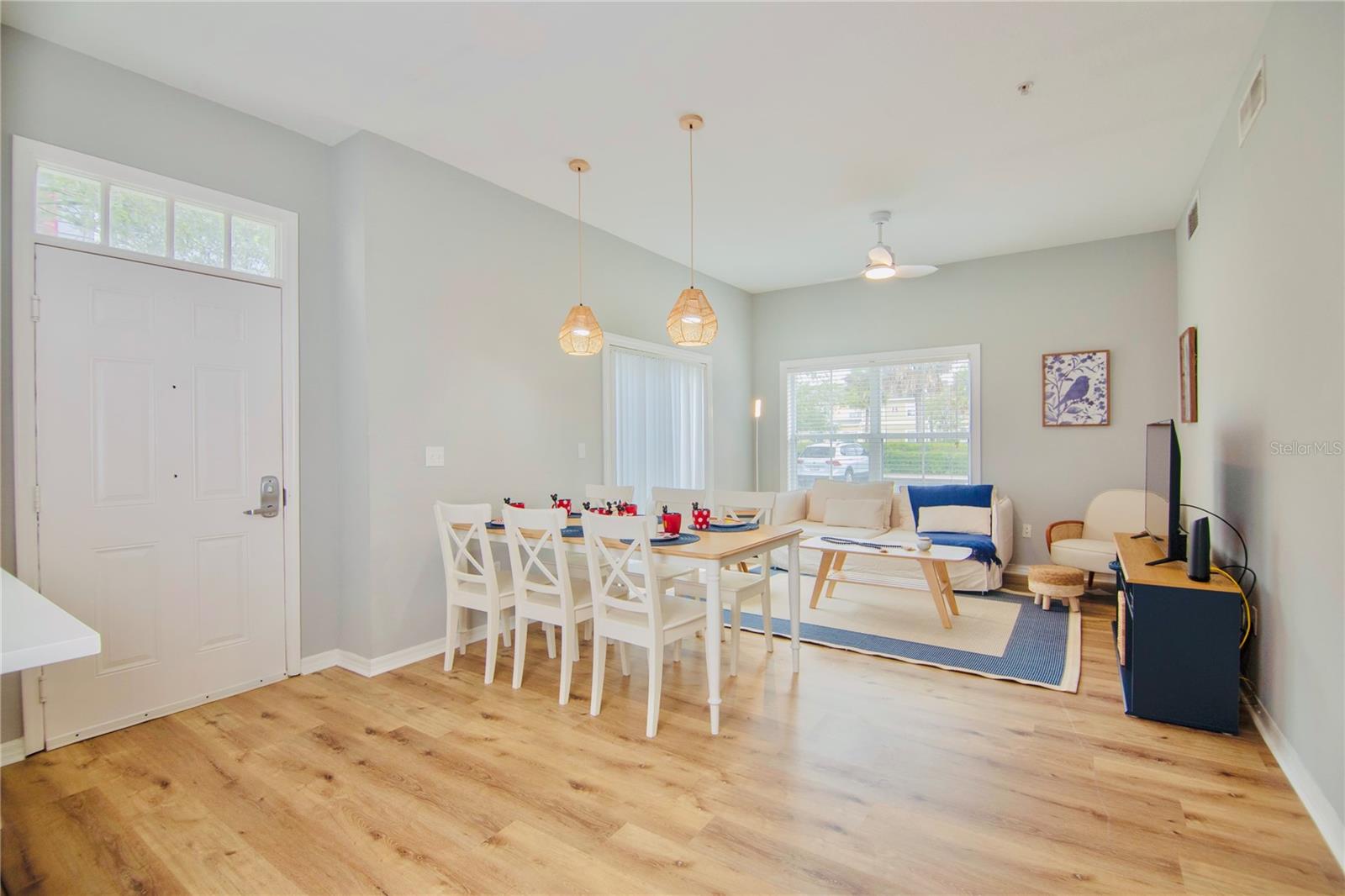 Image 4 of 18 For 2611 Gala Road N 101