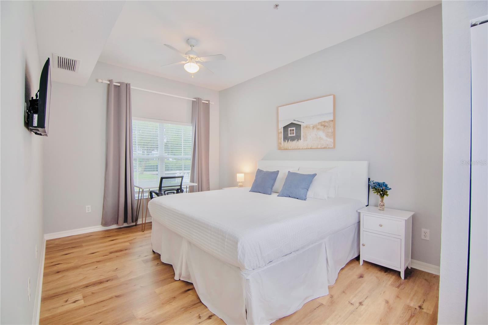 Image 8 of 18 For 2611 Gala Road N 101
