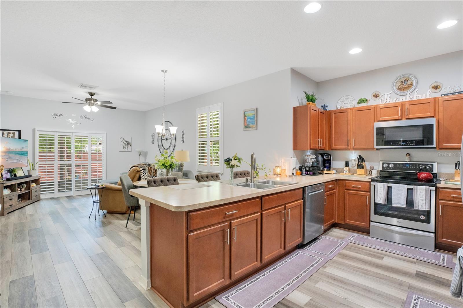 Image 8 of 24 For 1773 Barton Towne Circle