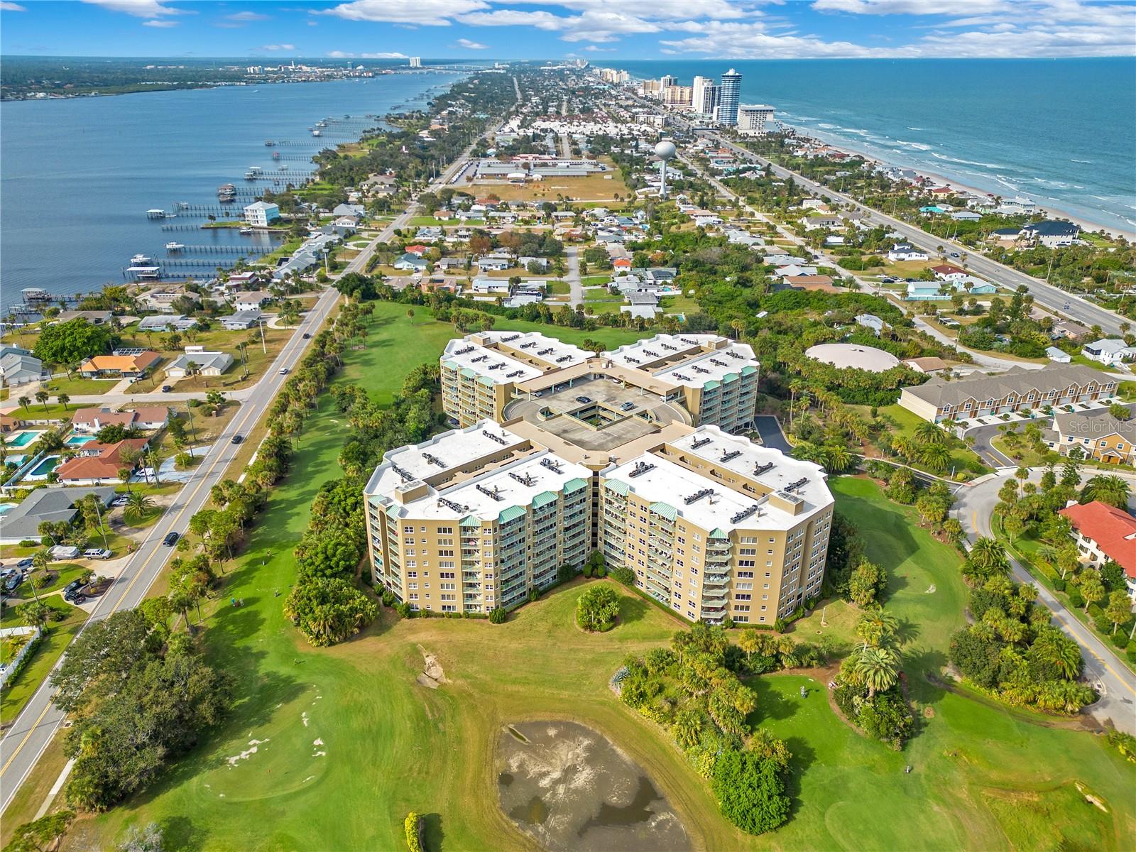 Image 2 of 58 For 4 Oceans West Boulevard 301b