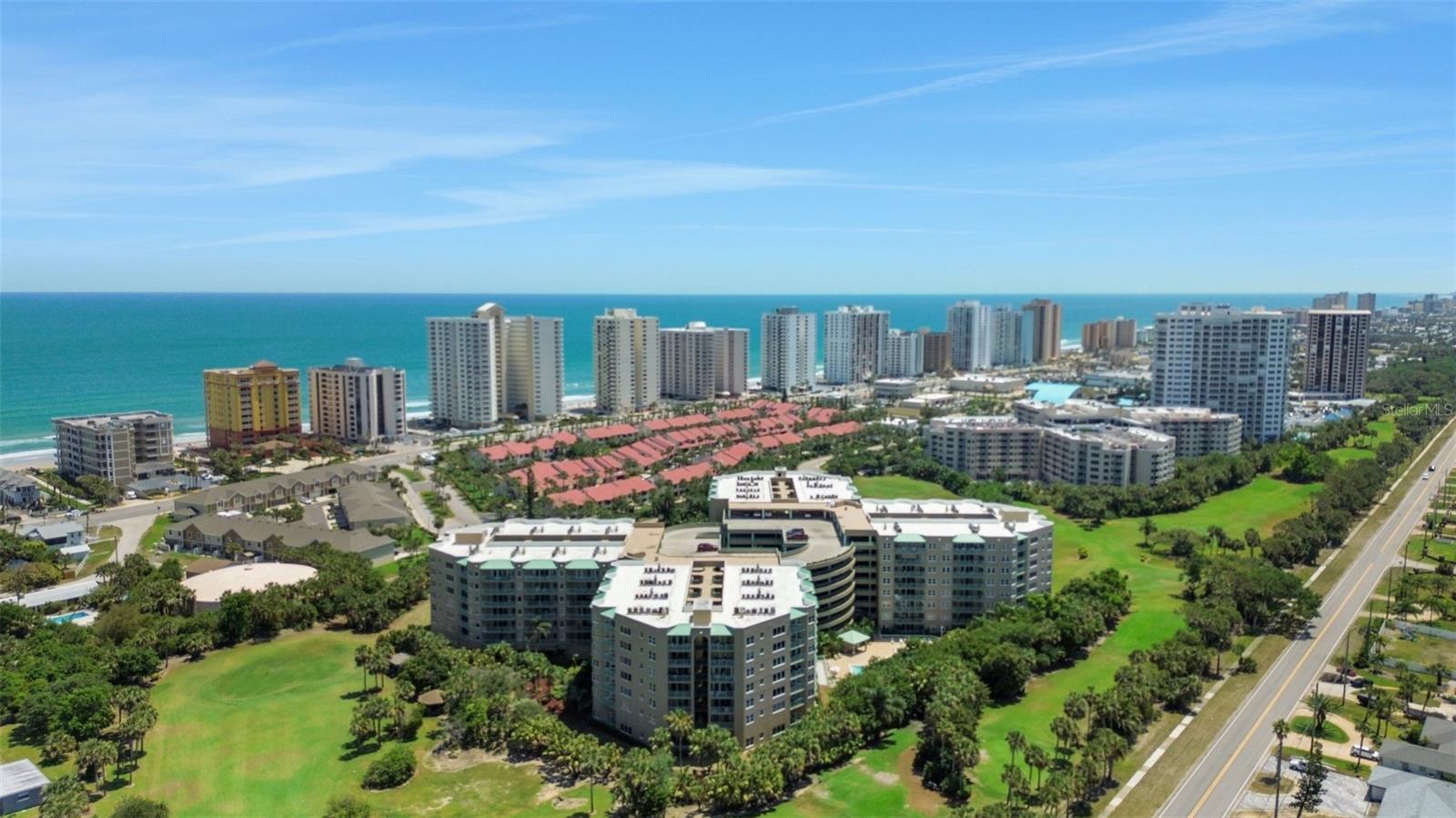 Image 3 of 58 For 4 Oceans West Boulevard 301b