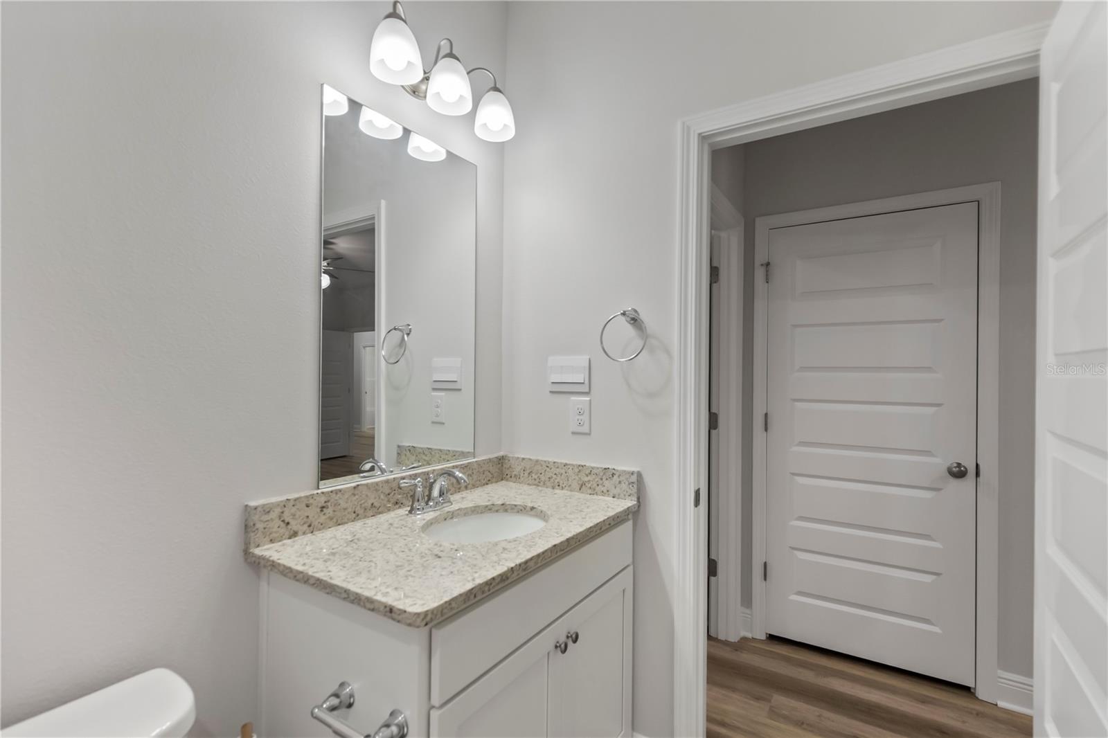 Image 30 of 44 For 512 Vermilion Circle