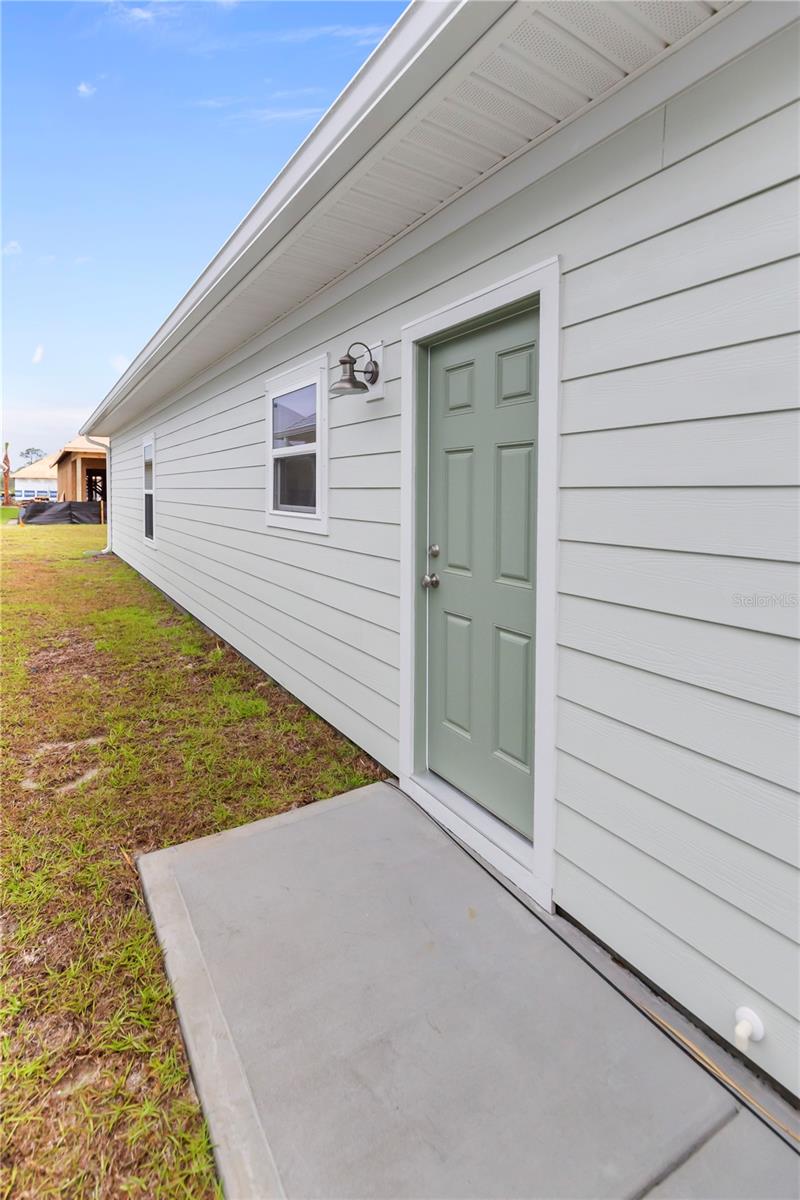 Image 33 of 44 For 512 Vermilion Circle