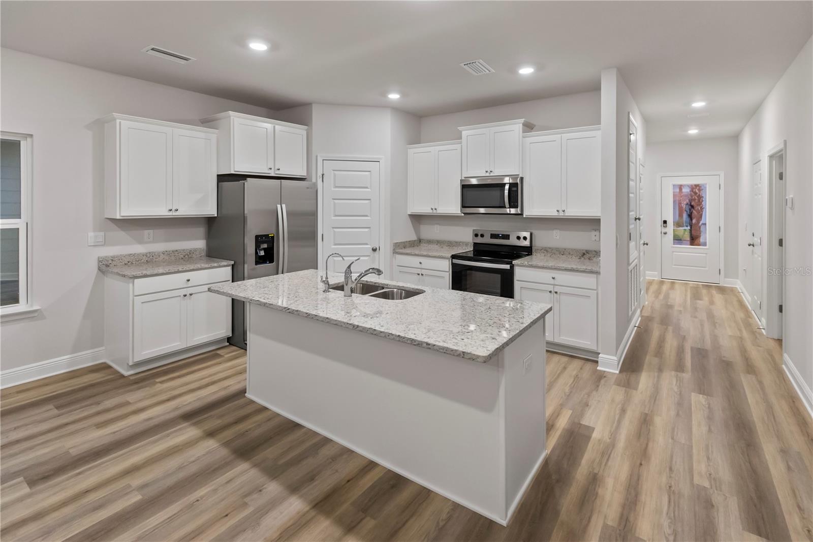 Image 5 of 44 For 512 Vermilion Circle