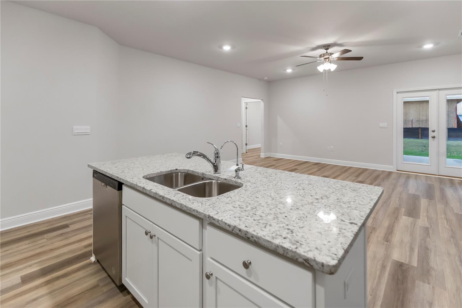 Image 8 of 44 For 512 Vermilion Circle