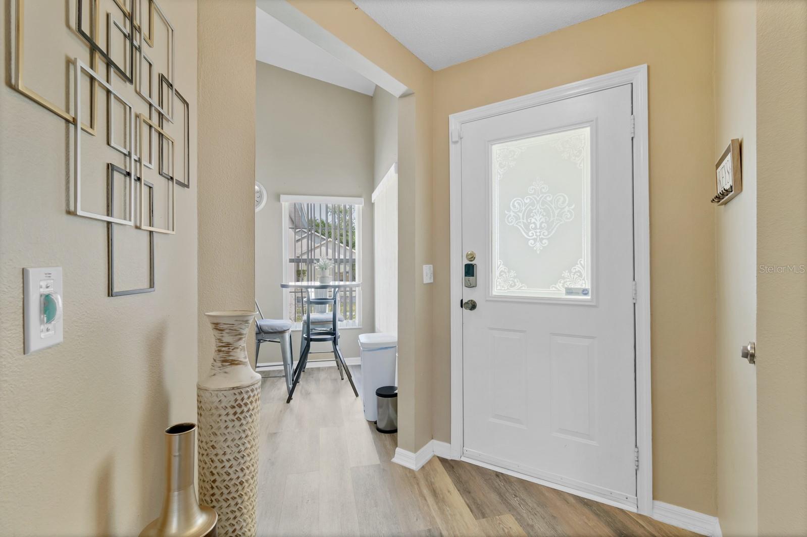 Image 6 of 29 For 7830 Myrtle Oak Lane