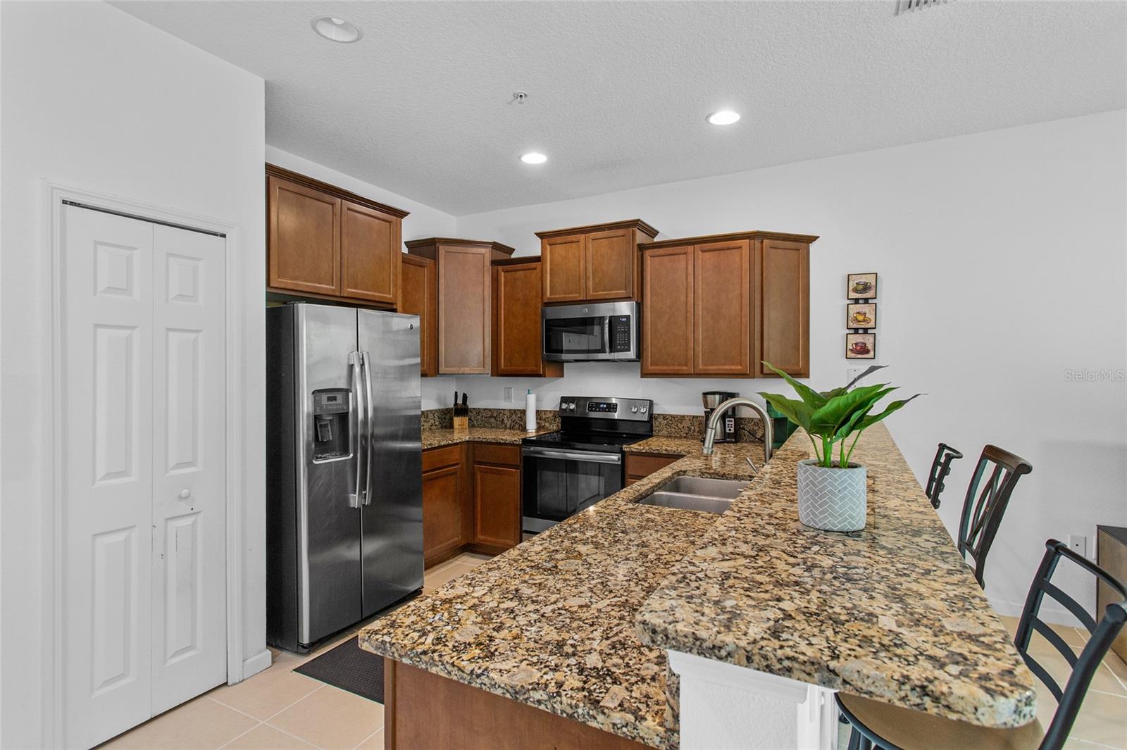 Image 10 of 50 For 1809 Portofino Meadows Boulevard