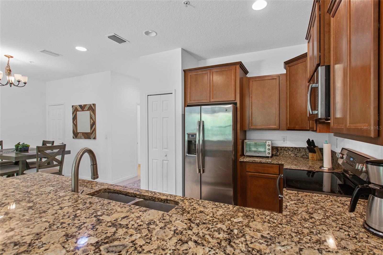 Image 11 of 50 For 1809 Portofino Meadows Boulevard