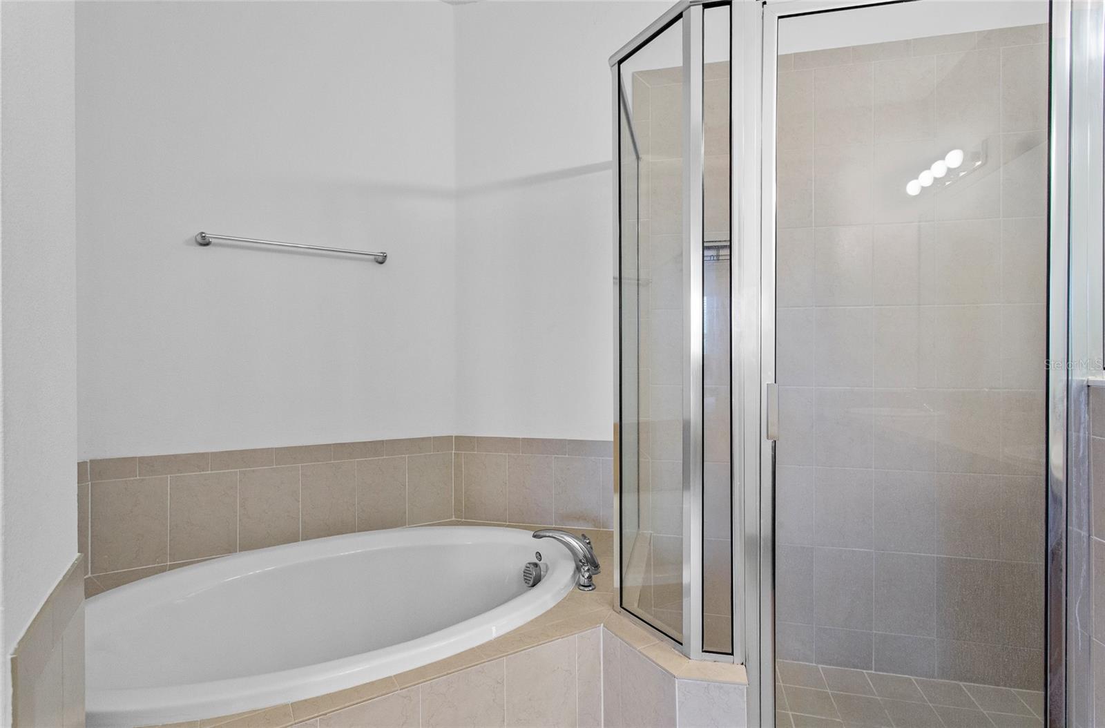 Image 29 of 50 For 1809 Portofino Meadows Boulevard