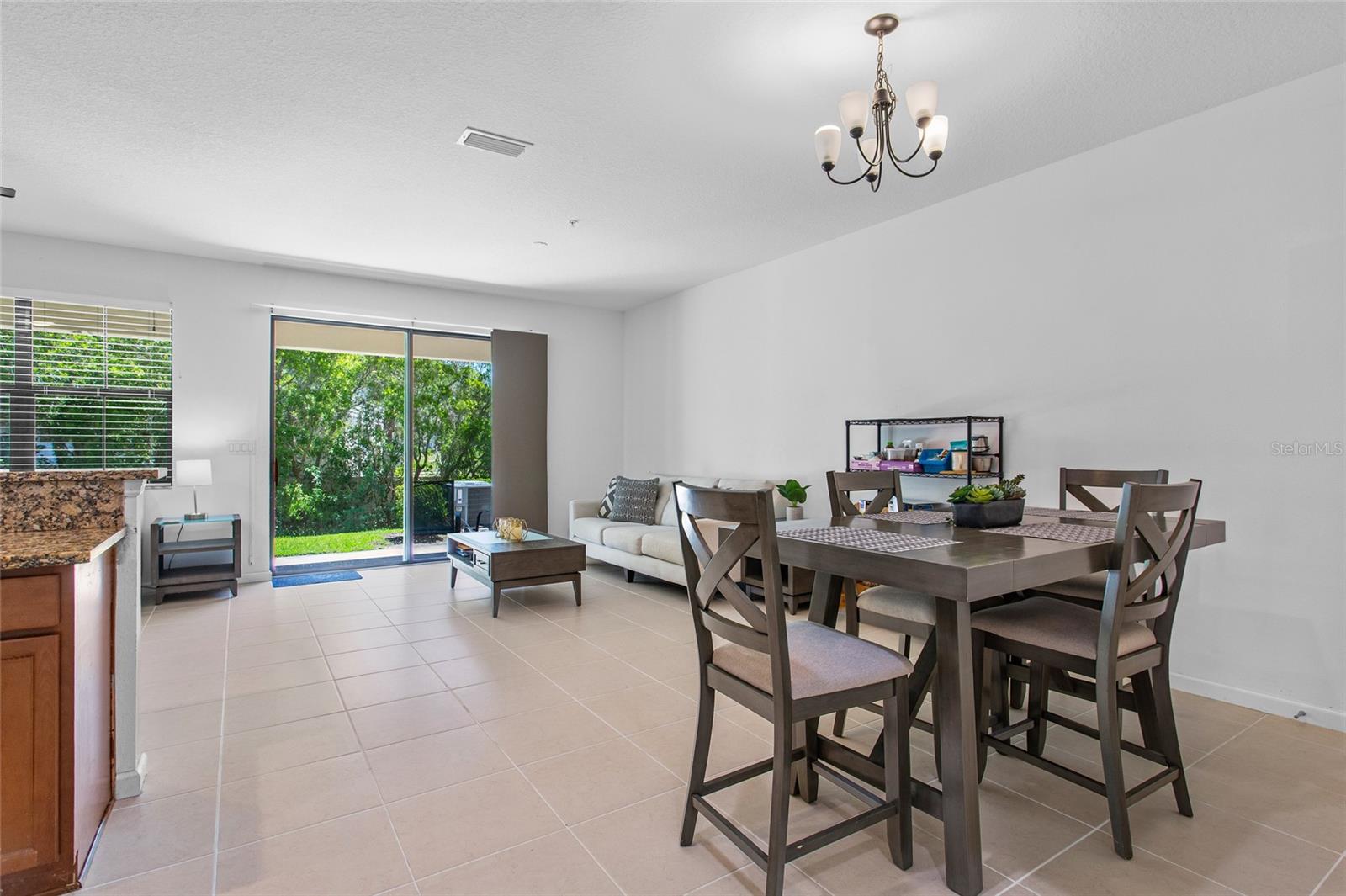 Image 7 of 50 For 1809 Portofino Meadows Boulevard