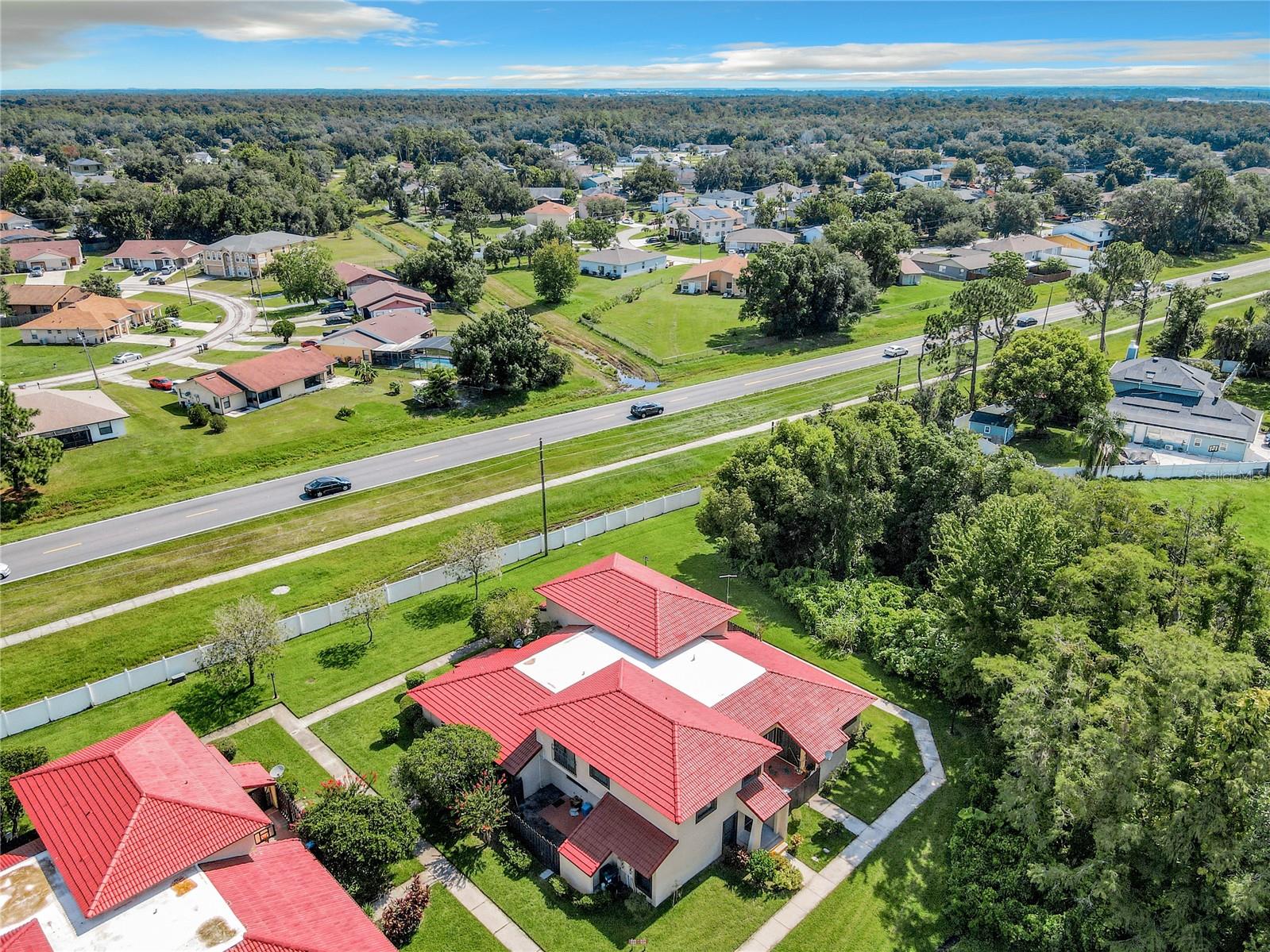 Image 2 of 47 For 540 Hunter Circle 540