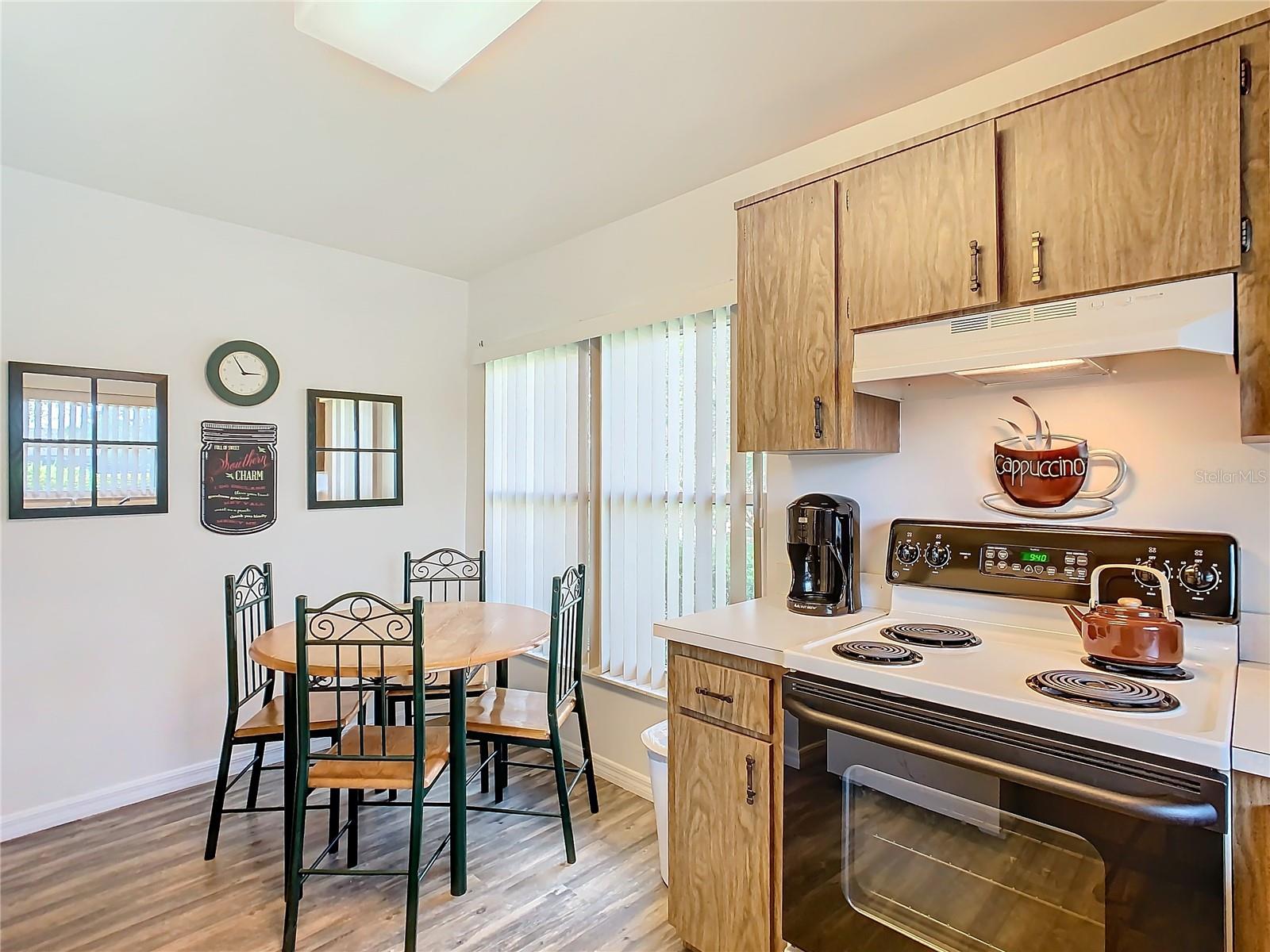 Image 21 of 47 For 540 Hunter Circle 540