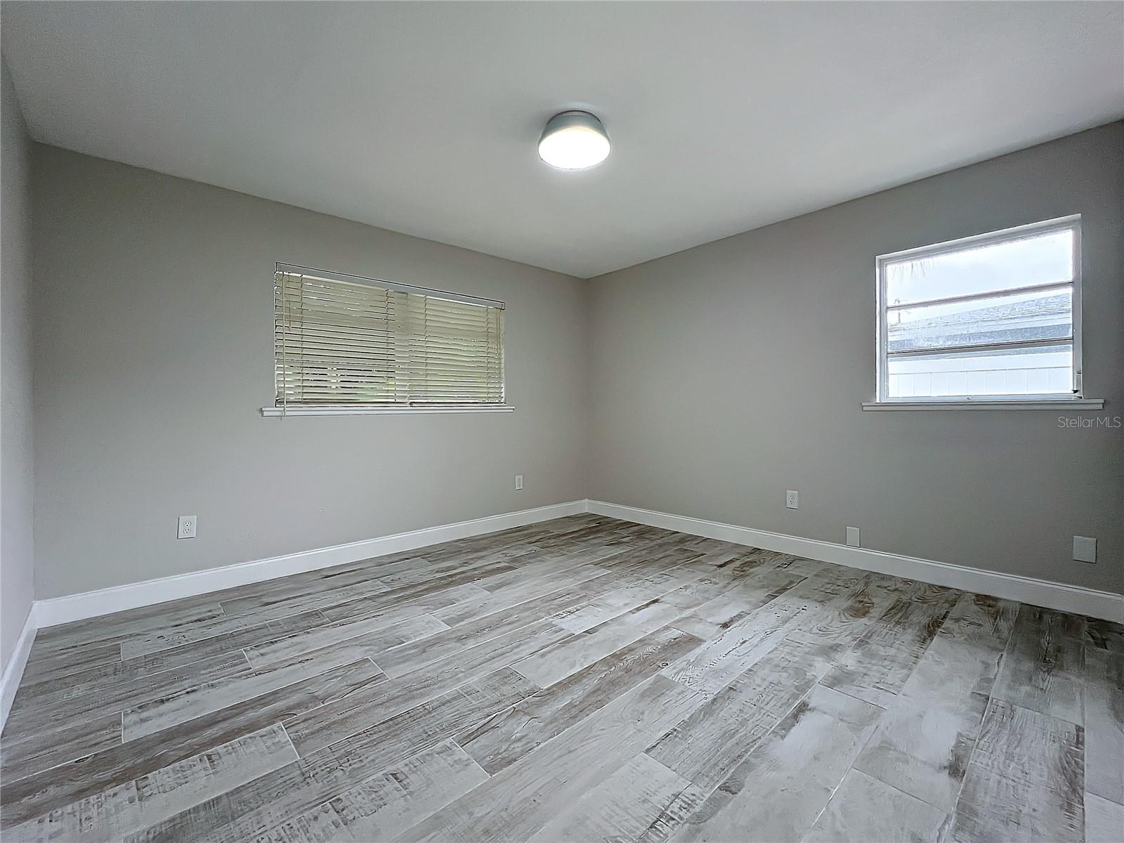 Image 16 of 27 For 2107 Pine Terrace