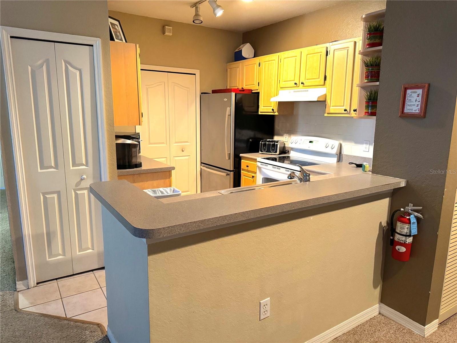 Image 5 of 37 For 8809 Dunes Court 201